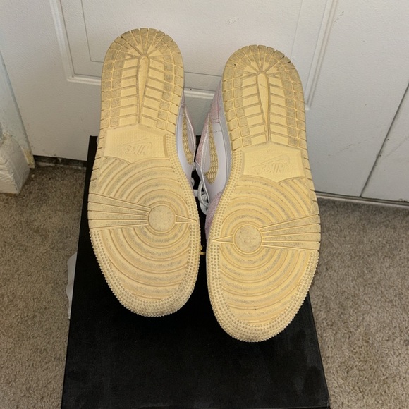 Kids Jordan 1 Low Arctic Punch/Pale Vanilla - Picture 6 of 7